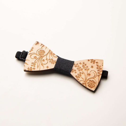 Noeud Papillon en bois 'inflorescence bois' avec motifs fleuris, adapté pour hommes et femmes.